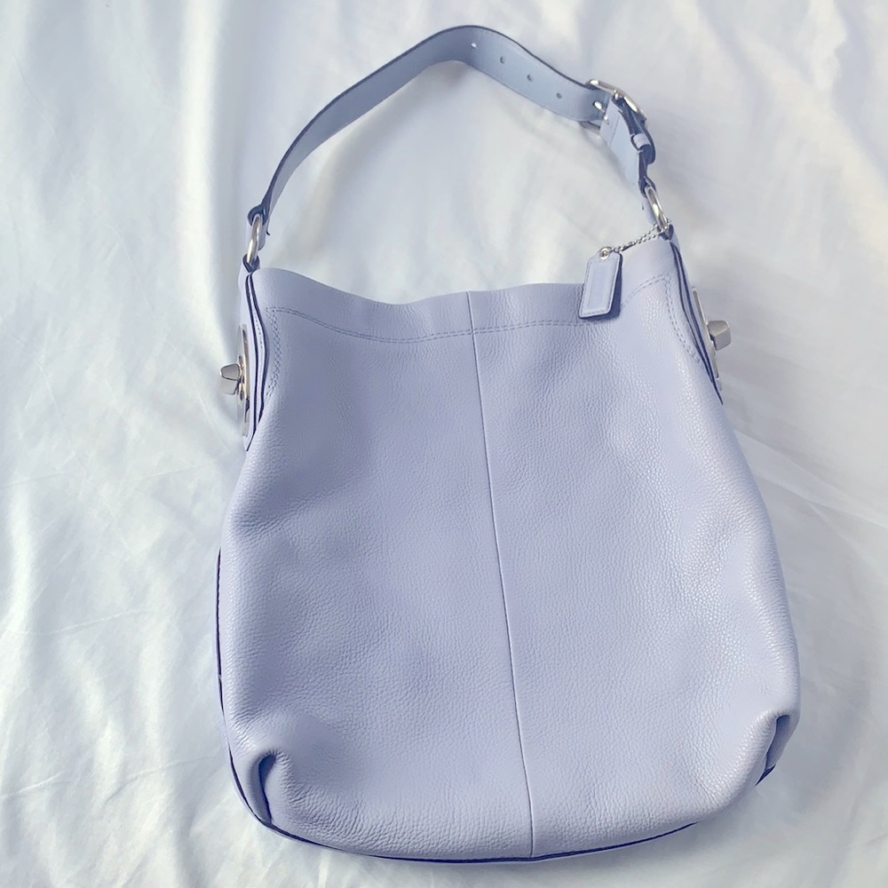 Coach leather periwinkle shoulder bag